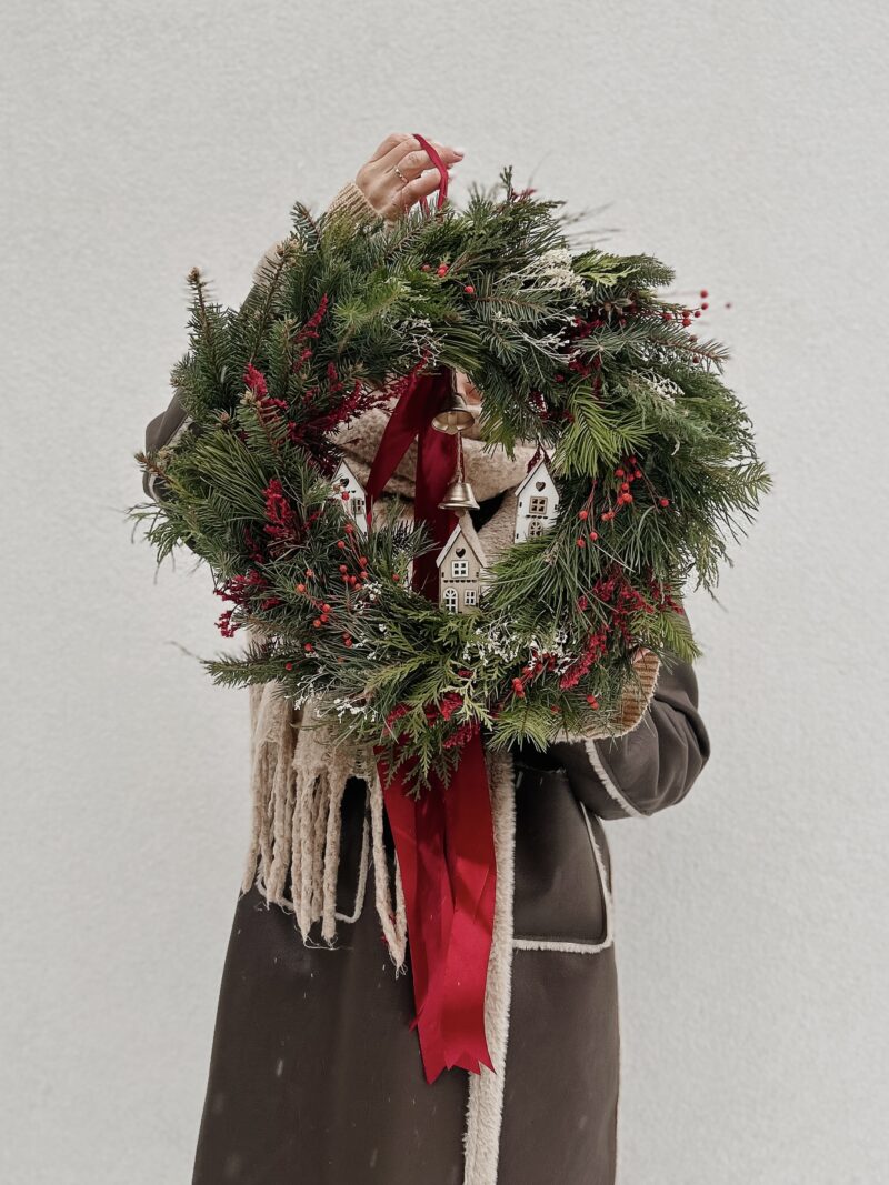Wianek świąteczny żywy domki