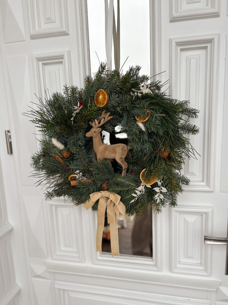 Wianek świąteczny beżowy Deer
